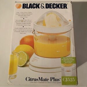 Black & Decker CitrusMate Plus Citrus Juicer NEW NOS